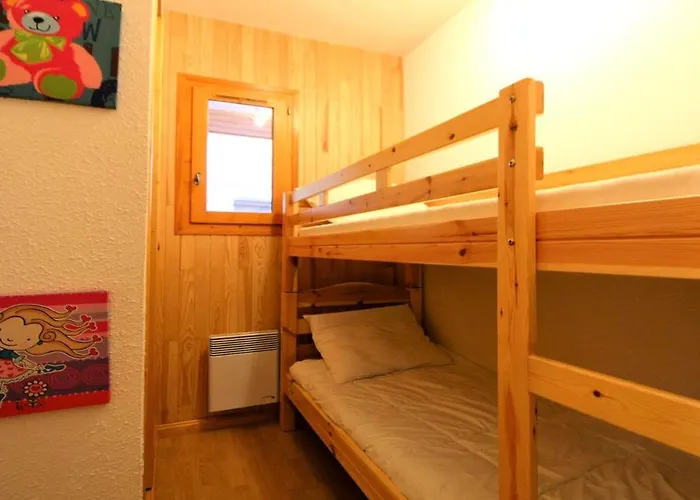 Le Roselin - 4 Pieces Pour 8 Personnes Mae-3296