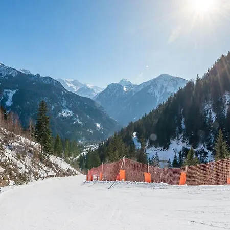 Résidence Le Roselin - 4 Pièces Pour 8 Personnes 193296 La Plagne